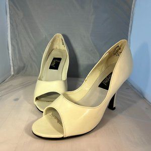 Off White Vegan Leather Peep Toe Pumps Size 7.5